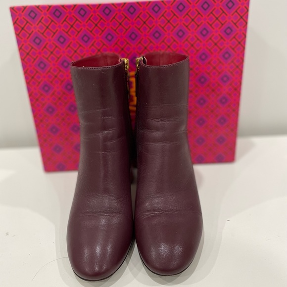 Tory Burch Brooke Two-Tone Block Heel booties - Picture 2 of 4